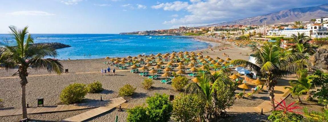 Las Americas Downtown : Prime Location Accomm. アロナ エクステリア 写真